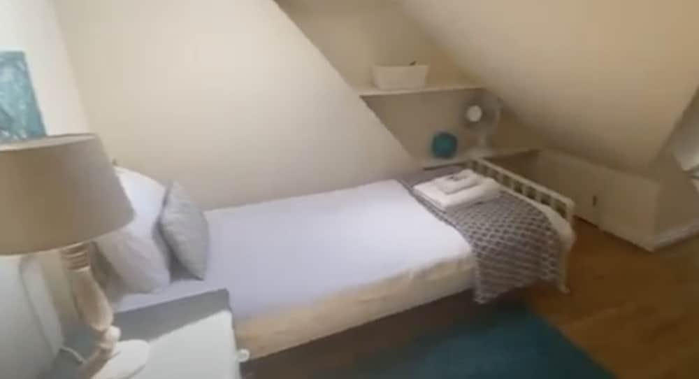 Oyo Lina Hotel
