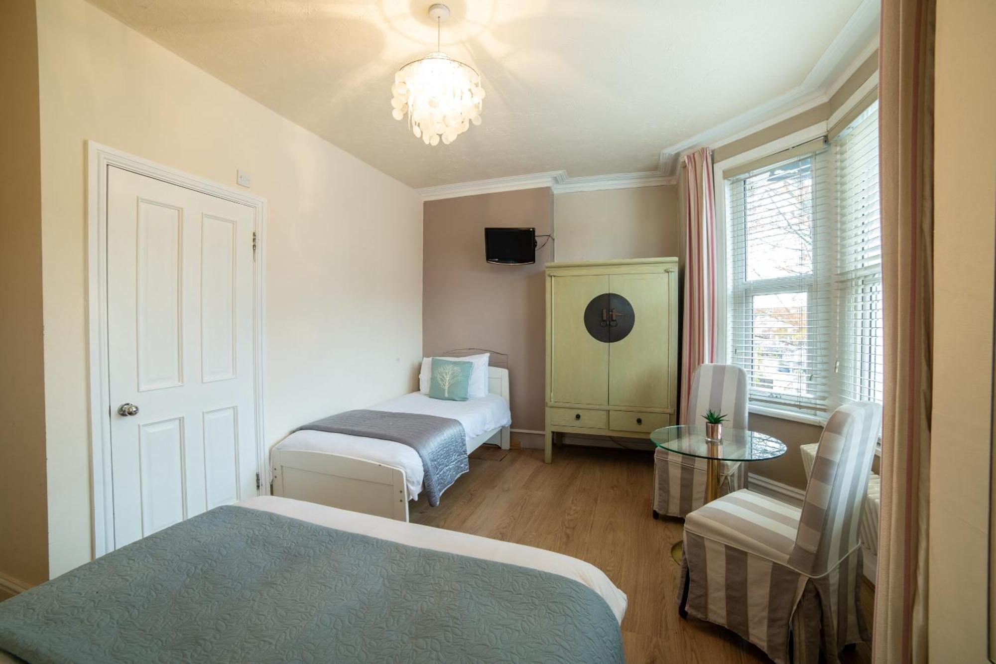 Hotel Oyo Lina